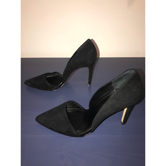 Elegant Banana Republic Suede Heels - Picture 5 of 6